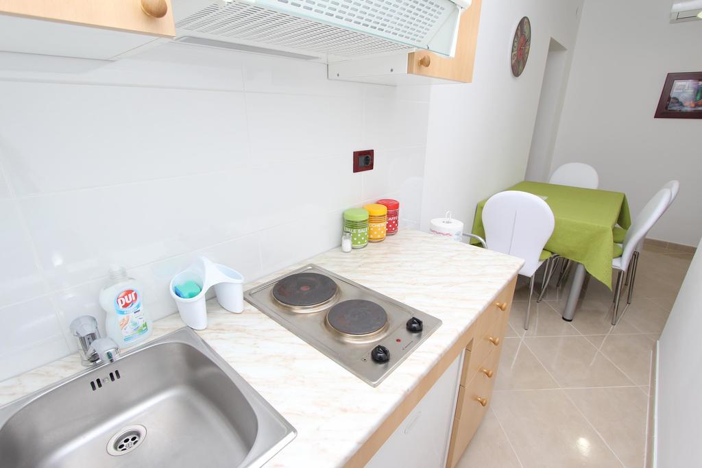 Apartments Luna Rovinj Quarto foto